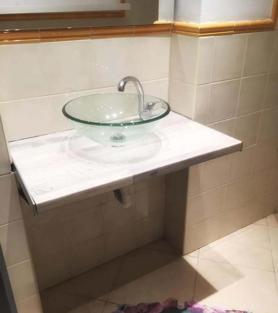 Homestay Balcony & Room Malaga